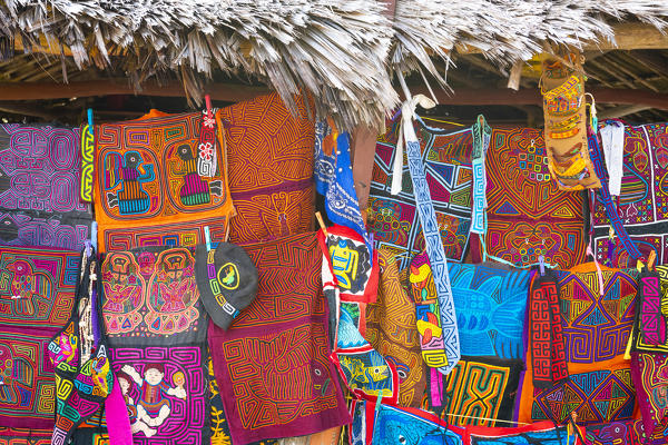 Traditional Molas. San Blas islands, Comarca Guna Yala, Panama, Central America 