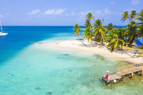 Kuanidup island, San Blas islands, Comarca Guna Yala, Panama, Central America  (MR)