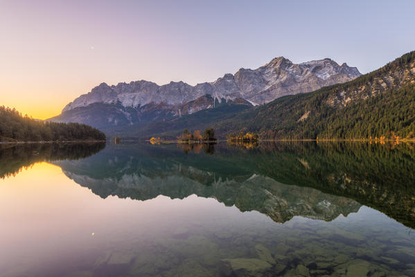 Garmisch Partenkirchen, Bavaria, Germany, Europe. Eibsee lake at sunrise