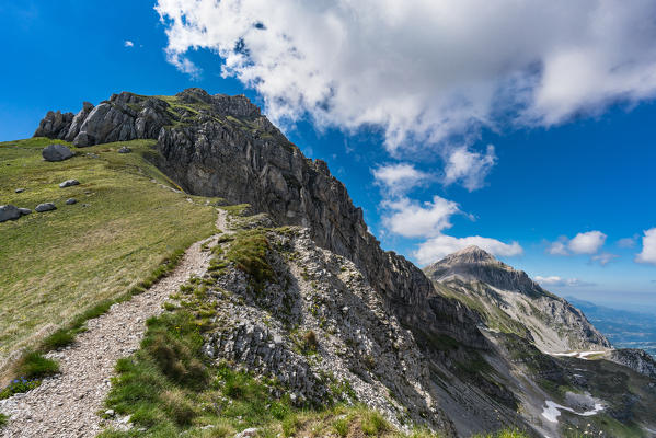 Pizzo Cefalone pathway, Campo Imperatore, L'Aquila province, Abruzzo, Italy, Europe