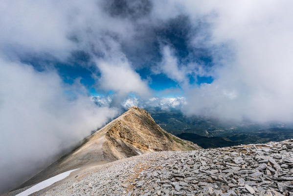Pizzo d'Intermesoli into the clouds, Campo Imperatore, L'Aquila province, Abruzzo, Italy, Europe