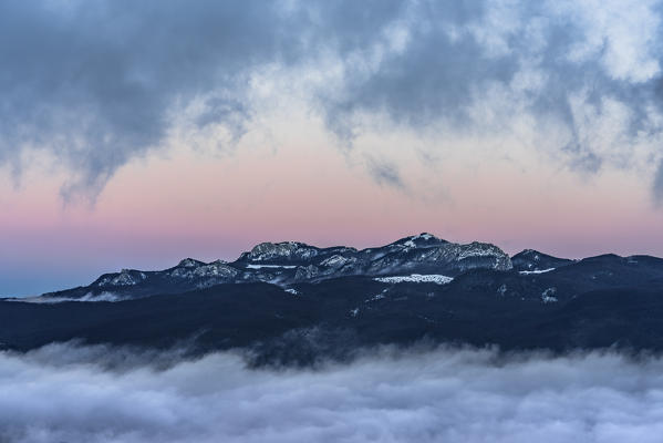 Sunset on Pietra Cernaia, Abruzzo National Park, L'Aquila province, Abruzzo, Italy, Europe