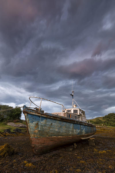 wreck boat, Ornsay, isle of Skye, Inner hebrides, Scotland, Europe
