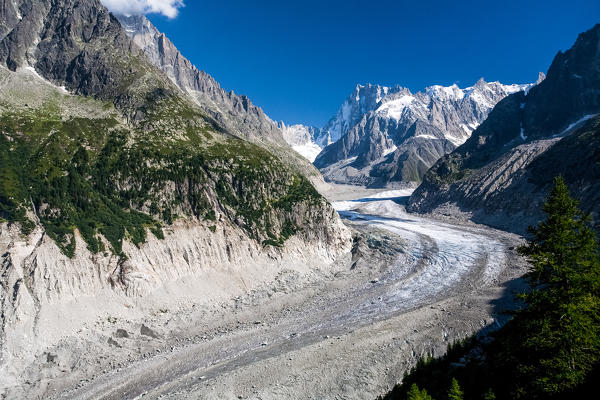 Mar de Glace on the Mont Blanc Group, in the background the Grandes Jorasses, France