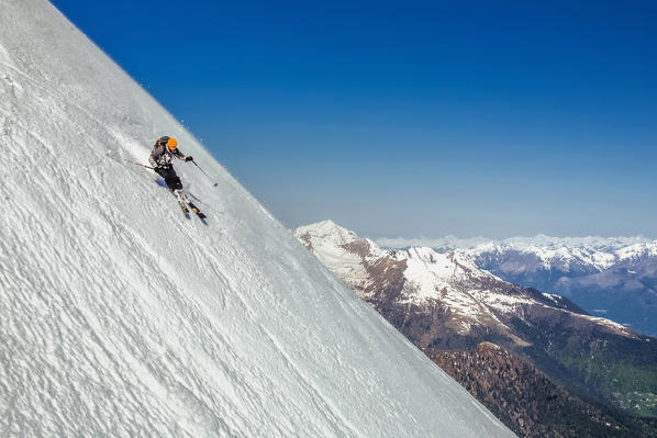 Freeride at Orobie alps, Pedena peak, Lombardy, Italy