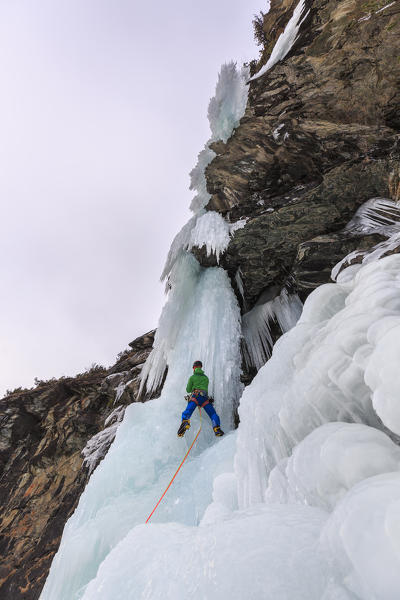 Ice climbing, Specchi icefall (Cascata degli Specchi), Malenco Valley, Valtellina, Lombardy, province of Sondrio, Italy