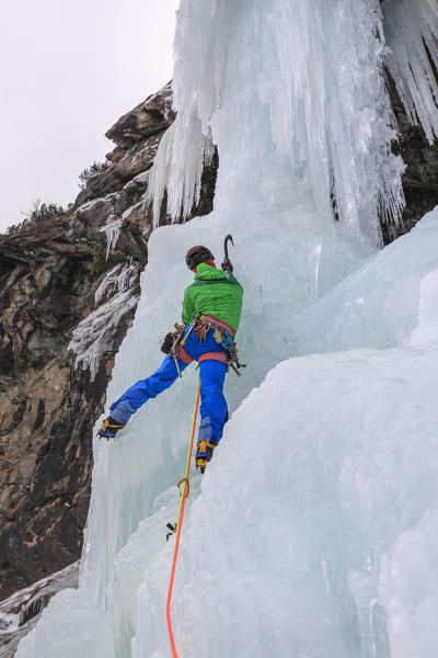 Ice climbing, Specchi icefall (Cascata degli Specchi), Malenco Valley, Valtellina, Lombardy, province of Sondrio, Italy
