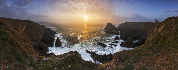 Sunset at Pointe du Van, Plogoff, Finistère, Brittany, France, Western Europe