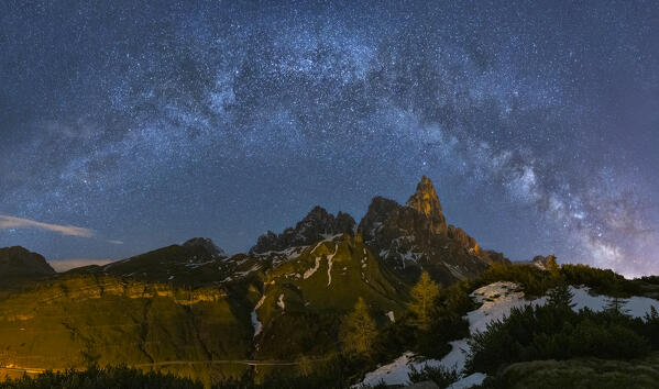 Milkyway over Pale di San Martino from Cavallazza, Parco Naturale Paneveggio Pale di San Martino, Lagorai chain, Trento, Trentino Alto Adige, Italy, Southern Europe
