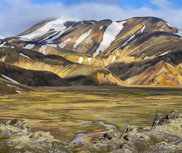 Elevated view of Landmannalaugar valley and mountains during summer, Landmannalaugar, Highlands, Iceland, Northern Europe 