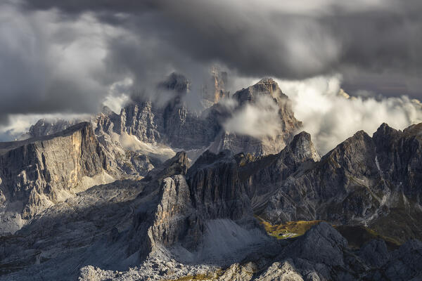 Monte Pelmo Averau and Ra Gusela viewed from Lagazuoi during summer, Dolomiti di Zoldo, Belluno, Veneto, Italy, Southern Europe