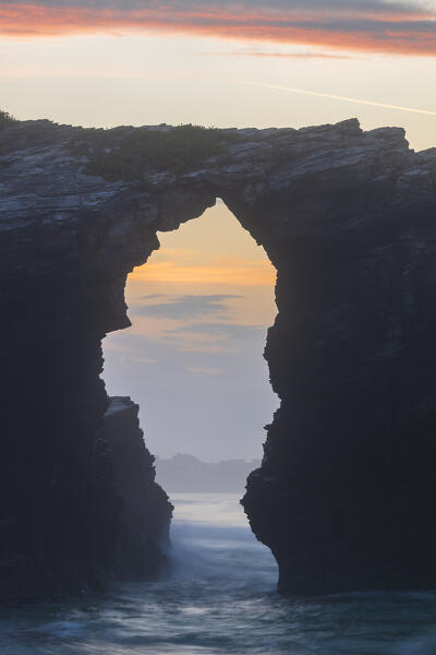 Playa de Las Catedrales at sunset, Ribadeo, Galicia, Spain, Iberian Peninsula, Western Europe