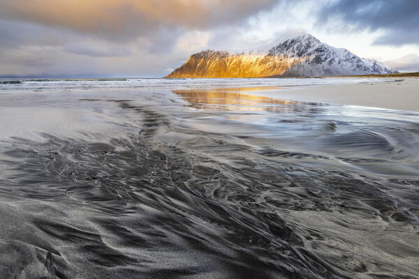 Sunset at Skagsanden beach, Flakstad, Flakstadoya, Nordland, Lofoten, Norway, Northern Europe