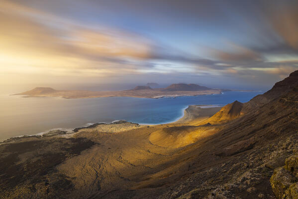 La Graciosa island viewed from Mirador de Guinate at sunset, Lanzarote, Canary Islands, Macaronesia, Spain, Western Europe
