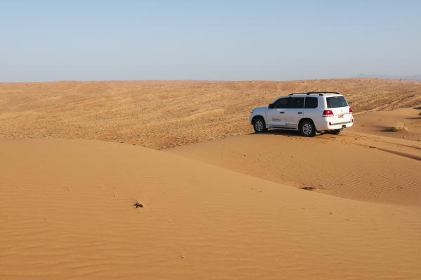 Off-road vehicle, Wahiba Sands desert, Oman
