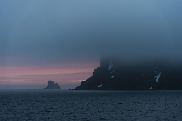 Livingstone Island, English strait, Antarctica.