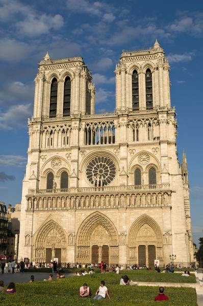 Notre Dame Cathedral, Ile de la Cite, Paris, France.