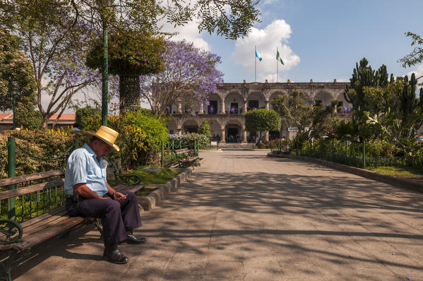 Parque Central, Antigua, Guatemala.