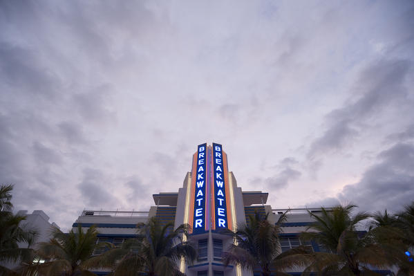 Breakwater Hotel, Ocean Drive, South Beach, Miami Beach, Florida, USA.