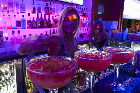 Ocean's Ten bar, Ocean Drive, South Beach, Miami Beach, Florida, USA.