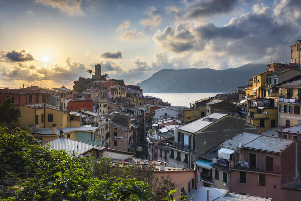 Sunset over the village of Vernazza, UNESCO World Heritage Site, National Park of Cinque Terre, municipality of Vernazza, La Spezia province, Liguria district, Italy, Europe