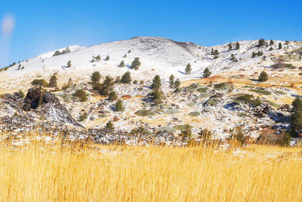 Autumn volcanic landscape of Mount Etna covered with snow, Piano Vetore, Regalna, Catania province, UNESCO World heritage Site, Sicily, Mediterranean Sea, Southern Italy, Italy, Southern Europe, Europe