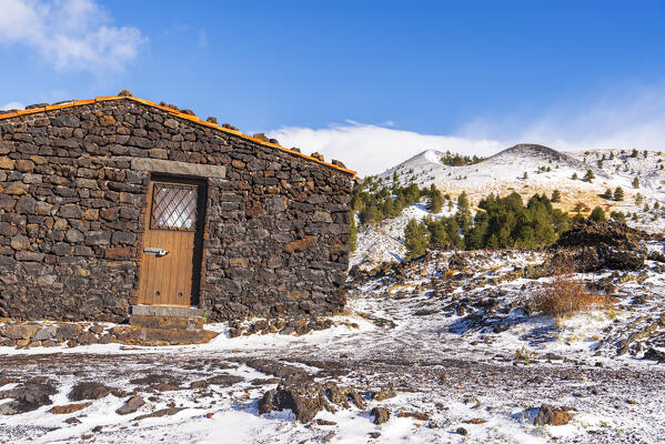 Santa Barbara mountain hut surrounded by volcanic environment with the crater in the background, Piano Vetore, Regalna, Catania province, UNESCO World heritage Site, Sicily, Mediterranean Sea, Southern Italy, Italy, Southern Europe, Europe