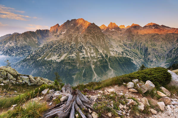 Italy, Piedmont, Cuneo District, Gesso Valley, Alpi Marittime Natural Park, the west wall dell'Argentera at sunset