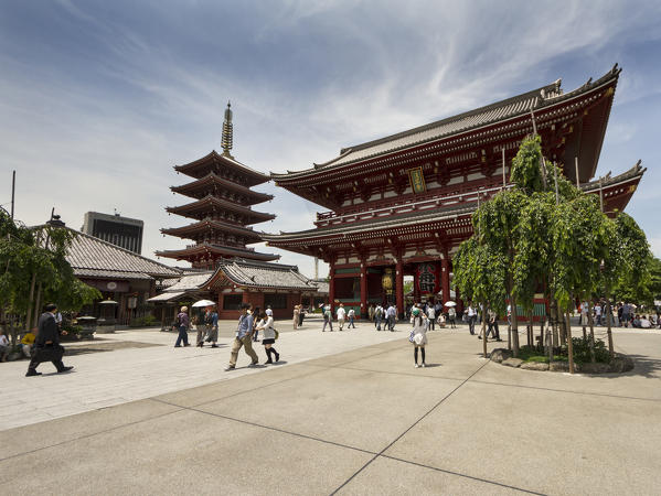 The Hanzomon door and the 5-story Pagoda are located in the Sensoji temple. Tokyo, Japan