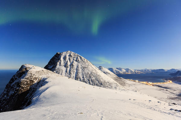 Northern ligth (aurora borealis) from the summit of mount Brosmetind, Tromvik, Troms, Norway, Europe