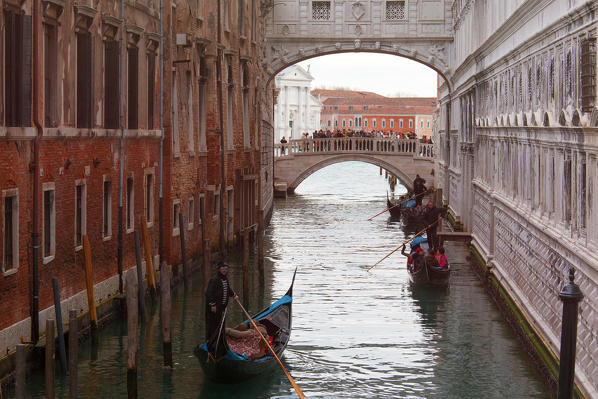 Europe, Italy, Veneto, Venice
the bridge of sighs.