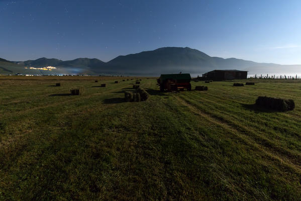 Europe,Italy,Umbria,Perugia district,Castelluccio of Norcia. Foggy Sunrise