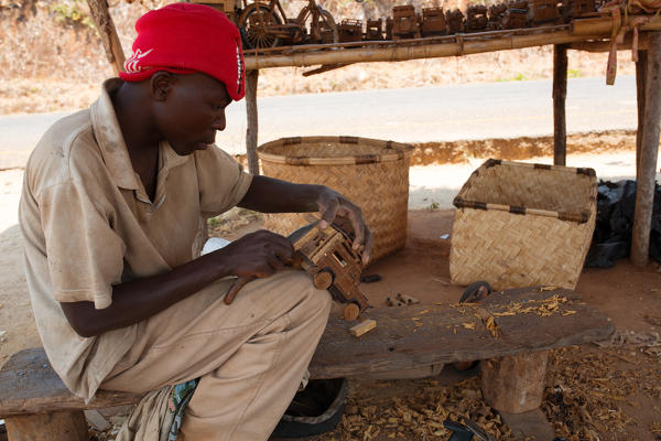 Africa,Malawi,Lilongwe district. Wood crafts 