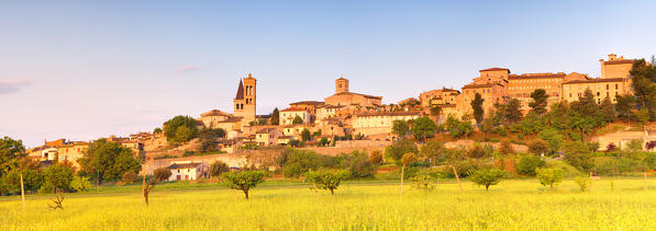 Europe,Italy,Umbria,Perugia district.
Spello at sunset 