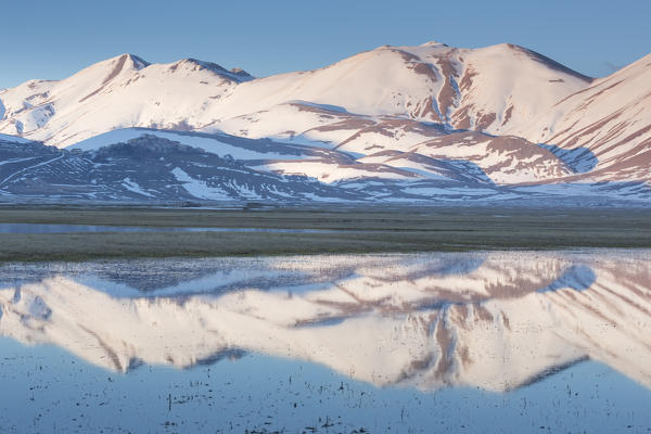 Europe,Italy,Umbria,Perugia district,Castelluccio of Norcia.
Thawing snow 