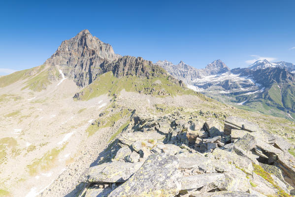 Courmaon and the head of Roc valley seen from La Ciarma, Valle dell Orco, Gran Paradiso National Park, Province of Turin, italian alps, Italy
