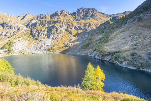 Frudiere lake in autumn, Vallon de Frudiere, Val d Ayas, Aosta Valley, Italian alps, Italy