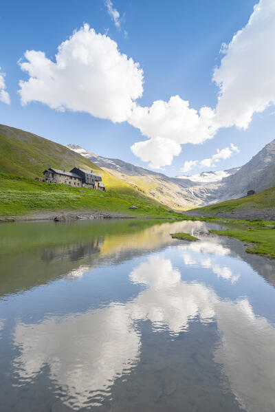 Refuge Bezzi, Valgrisenche, Vallee d Aoste, Italian alps, Italy