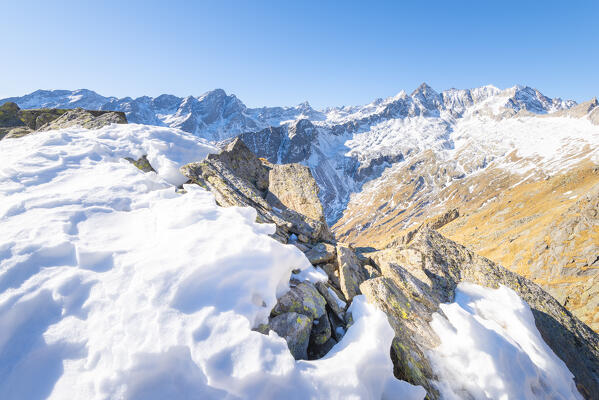 The head of Vallone di Forzo seen from the summit of Costa di Pratofiorito, Valle Soana, Gran Paradiso National Park, Piedmont, province of Turin, Italian alps, Italy