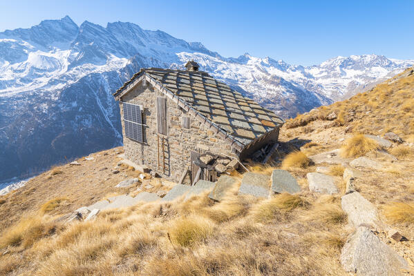 The park ranger s hut of La Cialma, Valle dell Orco, Gran Paradiso National Park, Piedmont, province of Turin, Graian alps, Italy