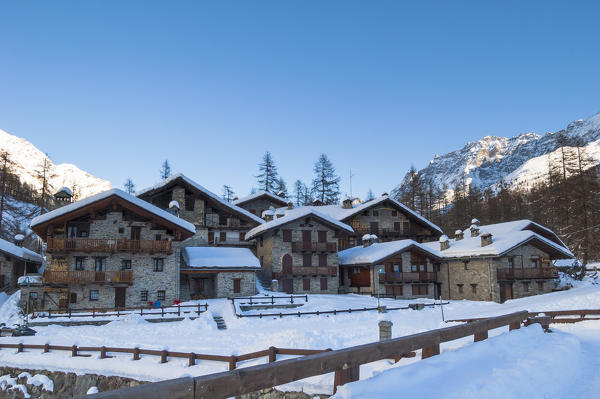 Pellaud village in wintertime, Rhemes valley, Gran Paradiso National Park, Aosta Valley, Italian alps, Italy