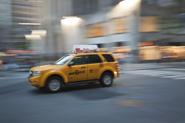 Yellow Taxi in New York City, Panning