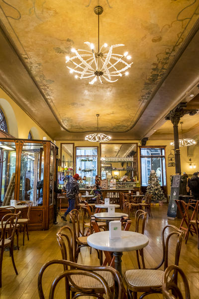 Ascoli Piceno, Marche, Central Italy, Europe. Inside the historic Caffè Meletti.