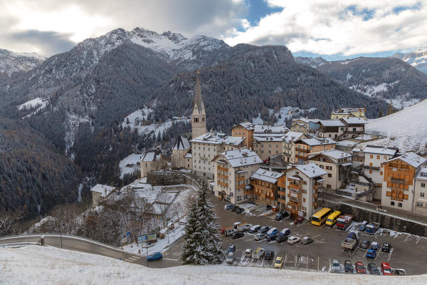 Pieve di Livinallongo with the Parish Church dedicated to St. James Major Apostle, Livinallongo del Col di Lana, Belluno, Veneto, Italy