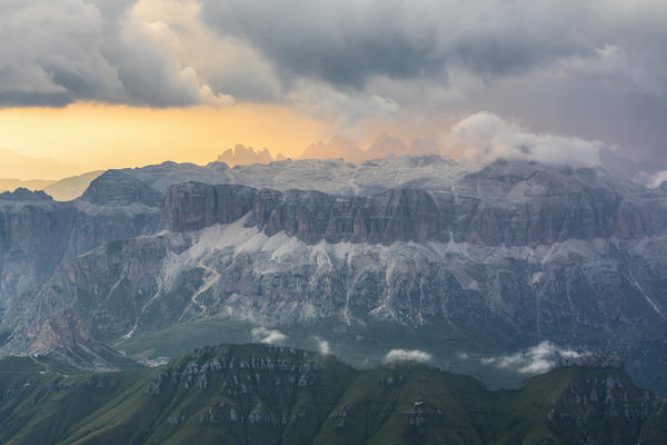 The Sella group seen from Marmolada at sunset, in the background the Geislergruppe, Dolomites, Veneto and South Tyrol, Italy