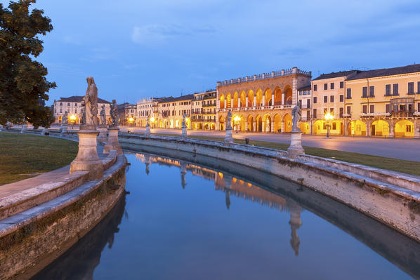 Europe, Italy, Veneto, Padua. Prato della Valle lighted at dusk