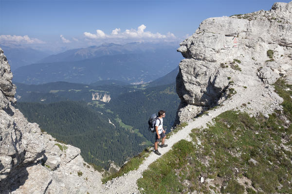 Europe, Italy, Veneto, Belluno Dolomites National Park. Very spectacular step on the ridges of Sasso di Scarnia in the equipped section, Vette Feltrine