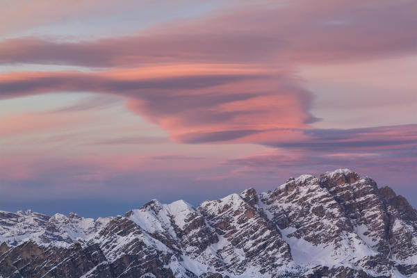 Europe, Italy, Veneto, Belluno. Winter sunset on the Cristallo group, Cortina d Ampezzo, Dolomites.