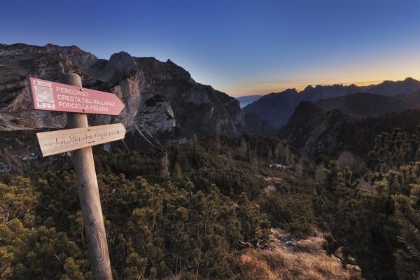 Europe, Italy, Veneto, Belluno, Agordino. 
Near fork Moschesin information signs to Val Clusa, Dolomites, National Park