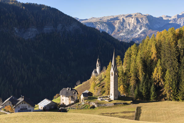 St. Barbara chapel and St. Jenesius bell tower, Tolpei, La Valle / Wengen Val Badia / Hocabtei, Dolomites, Bolzano, South Tyrol, Italy, Europe
